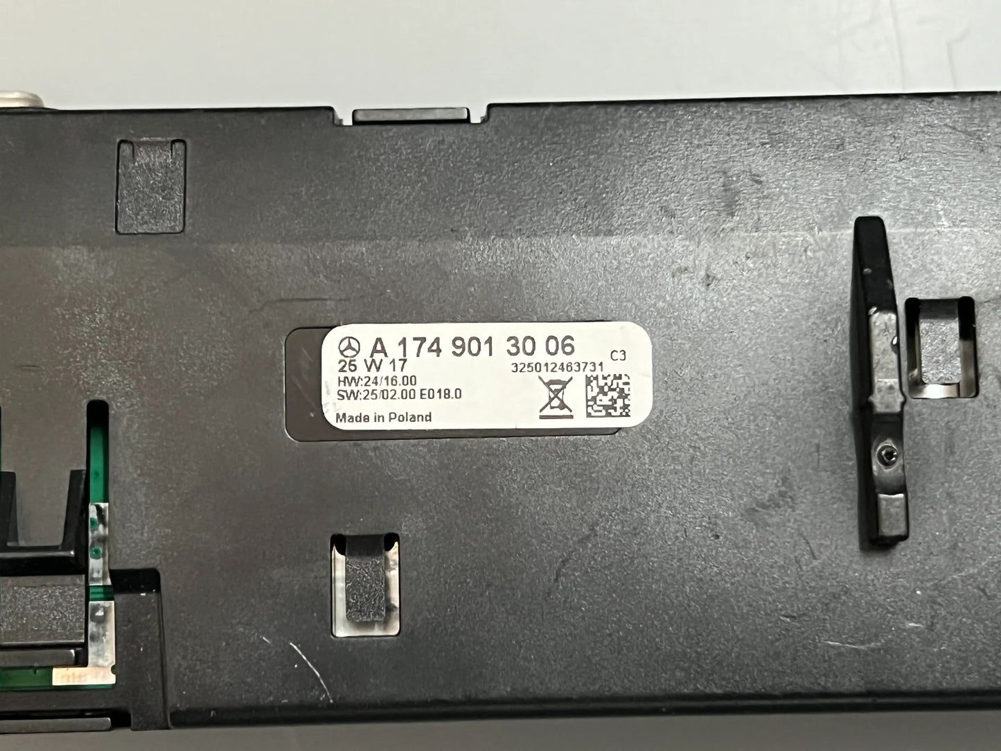 Original Mercedes-Benz W174/178 Steuergerät Multimedia  A1749013006