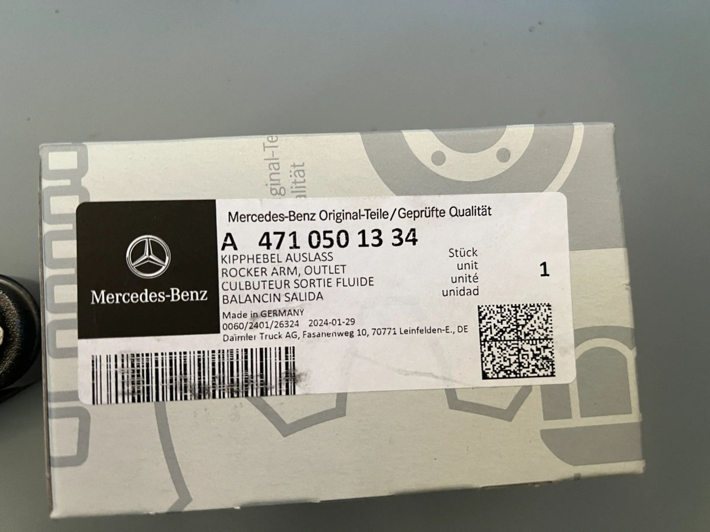 Original Mercedes-Benz Kipphebel Auslass A4710501334 NEU