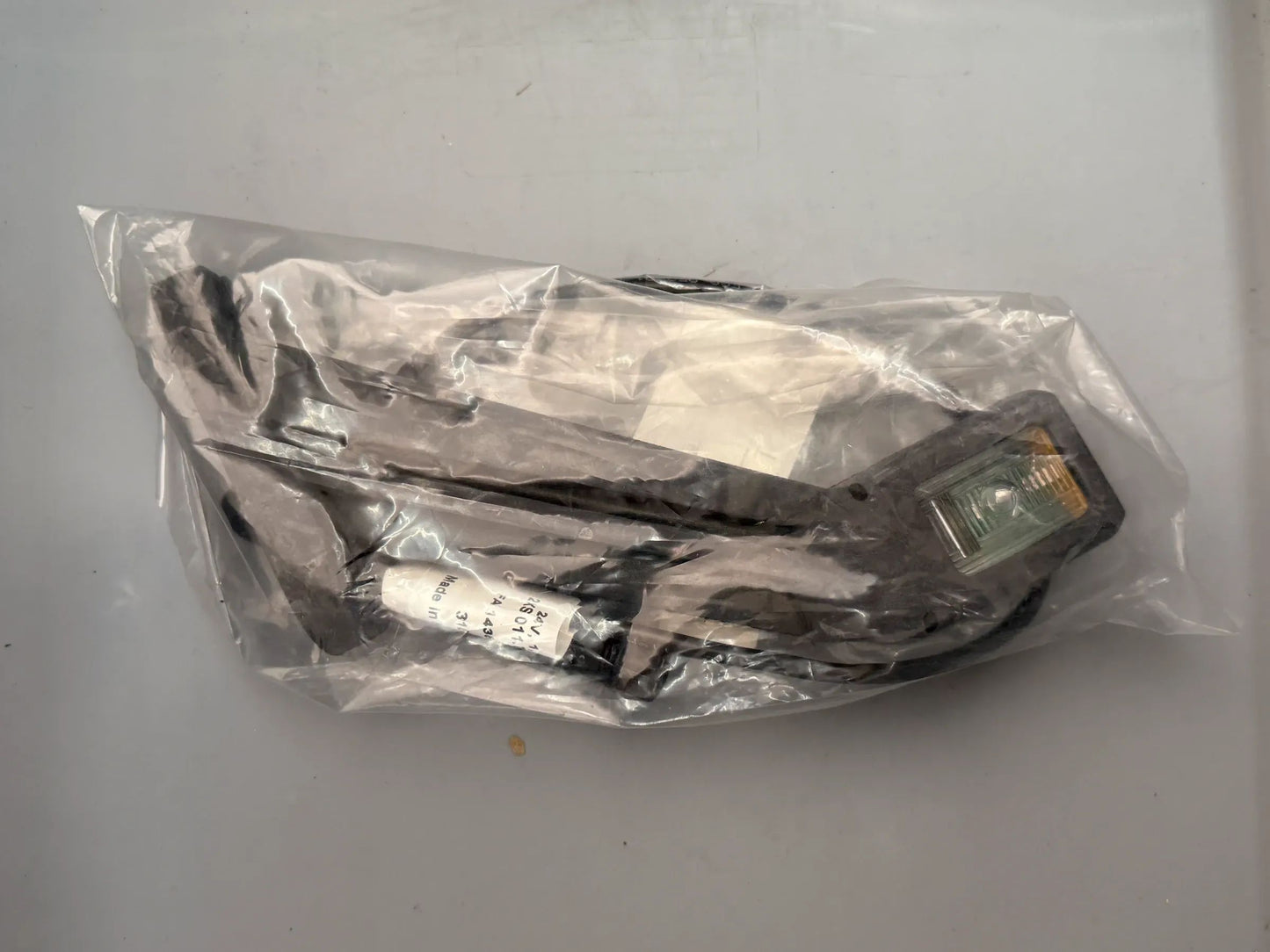 Original PROPLAST Fahrzeugbeleuchtung GmbH LED Umrissleuchte Links 40137504 NEU