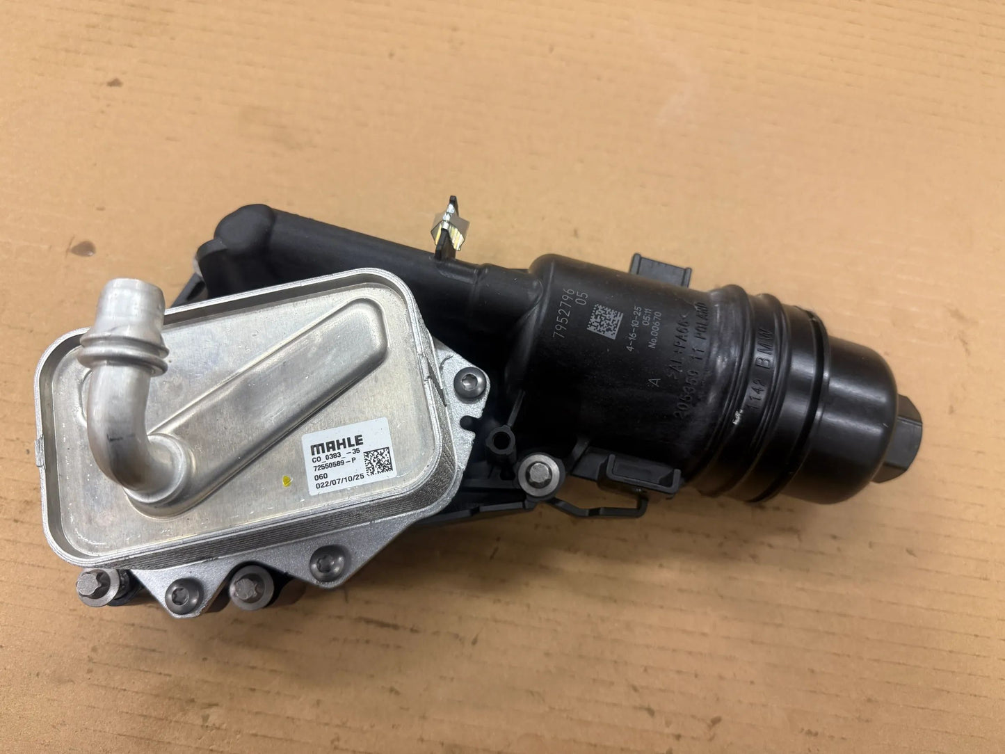 Original BMW Ölfilter 7952796 11427952796 NEU