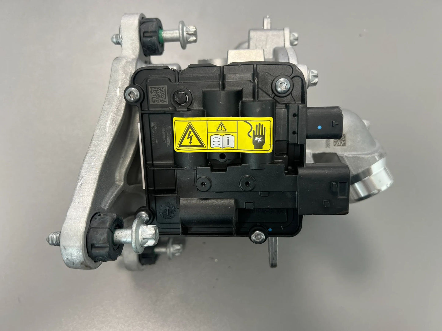 ORIGINAL Mercedes Benz Kühlmittelpumpe Wasserpumpe elektrisch A2602004100 NEU