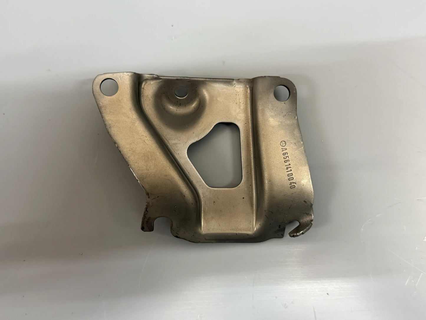 Original Mercedes Benz Halter A6541410040 NEU