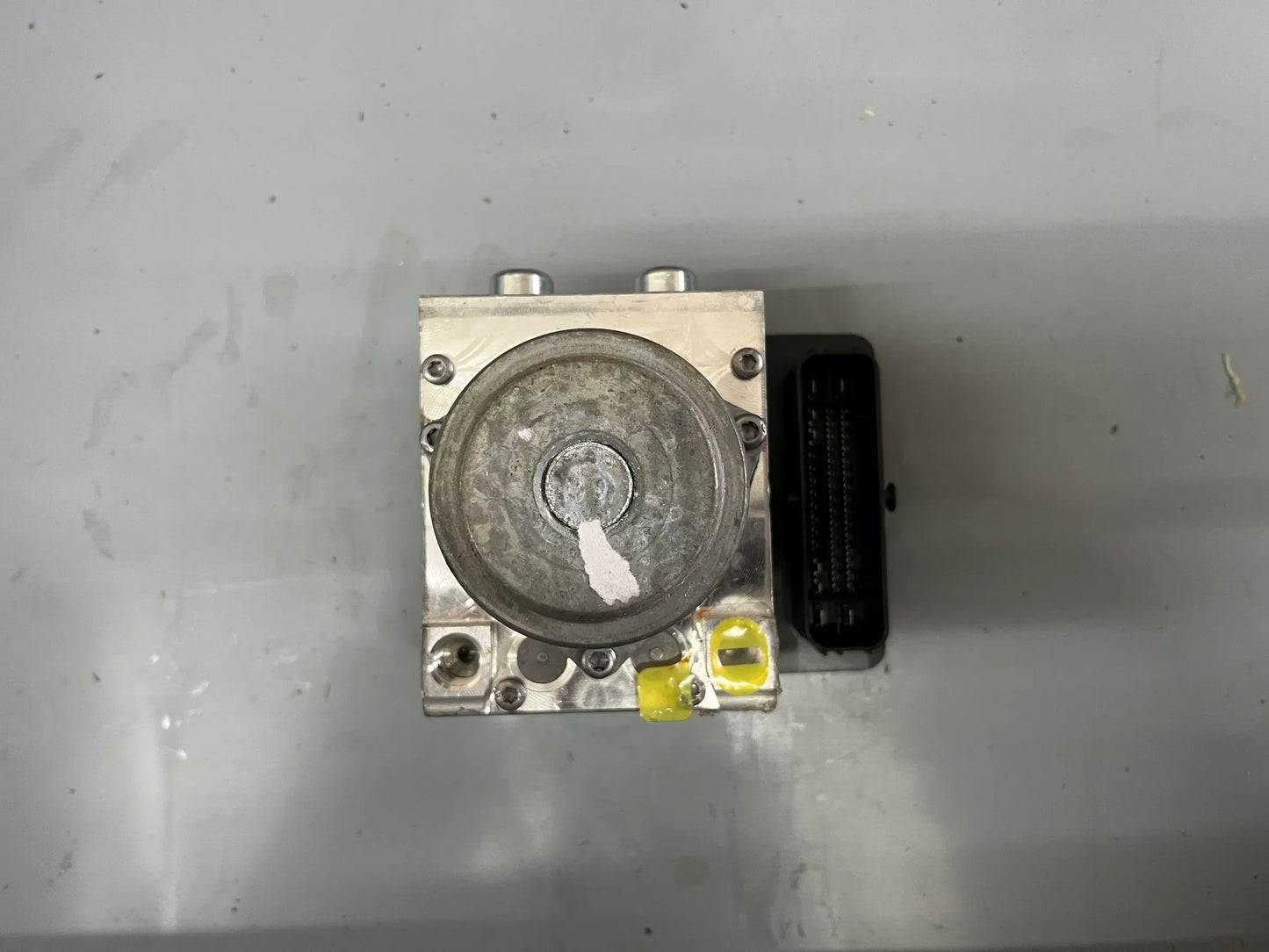 Original Mercedes Benz W205 C-Klasse Steuergerät ABS Hydraulikblock A2059004449