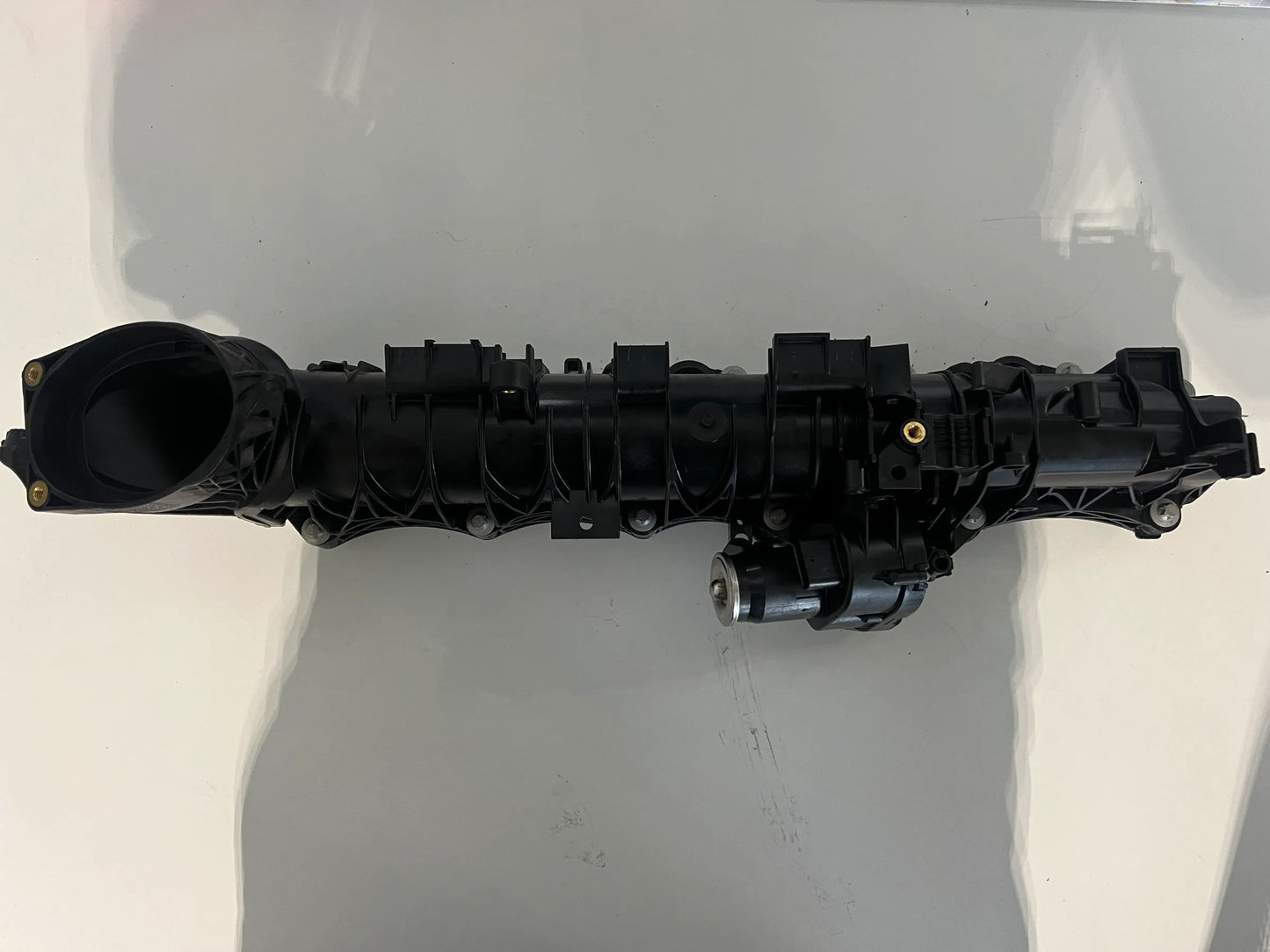Mercedes Benz OM656 Ansaugbrücke Ladeluftverteiler+Stellmotor A6560900500