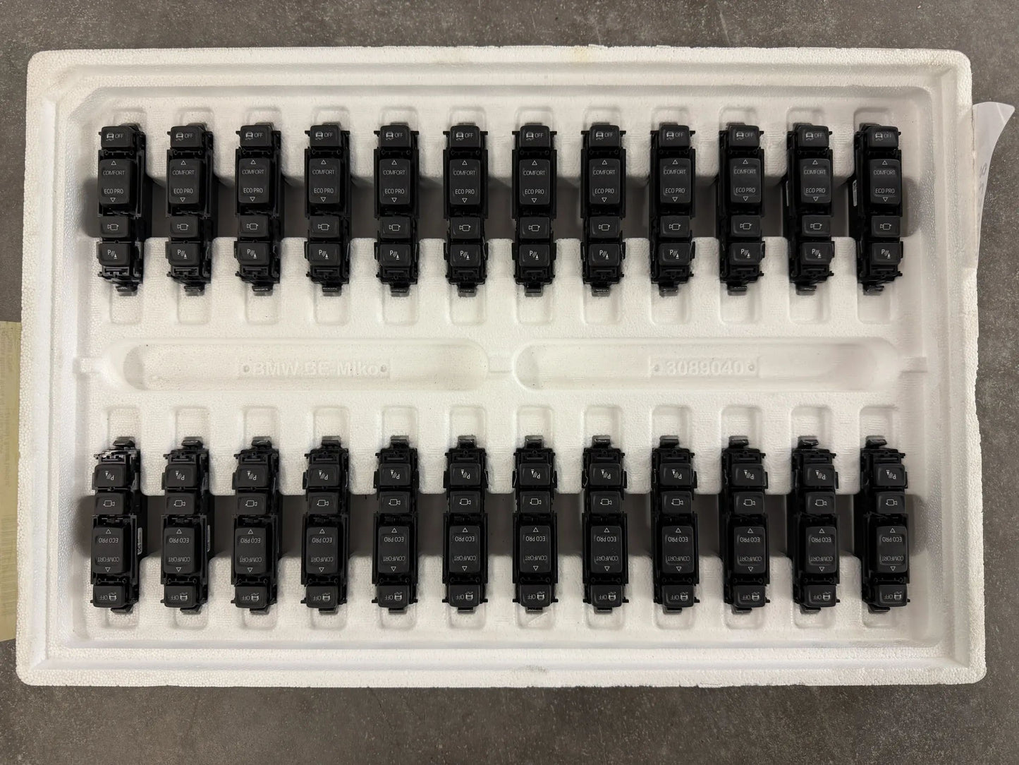 Original BMW i12 i15 i8 Bedieneinheit Mittelkonsole 9280578 61319280578 NEU