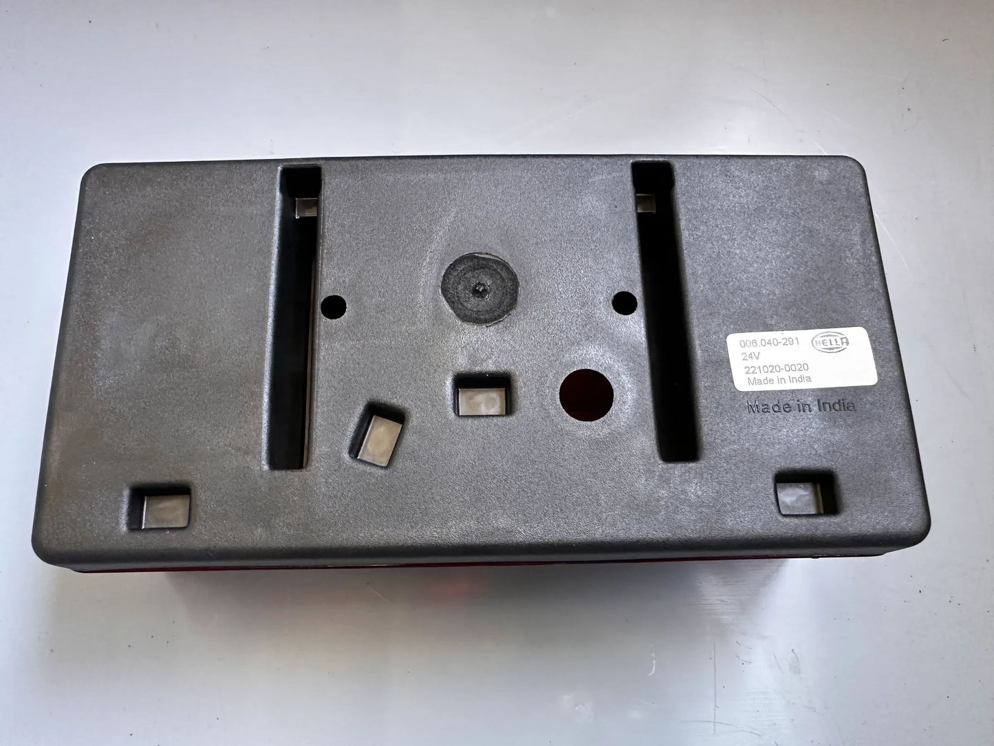 Original Hella Heckleuchte Links 2VA 006 040-291 NEU