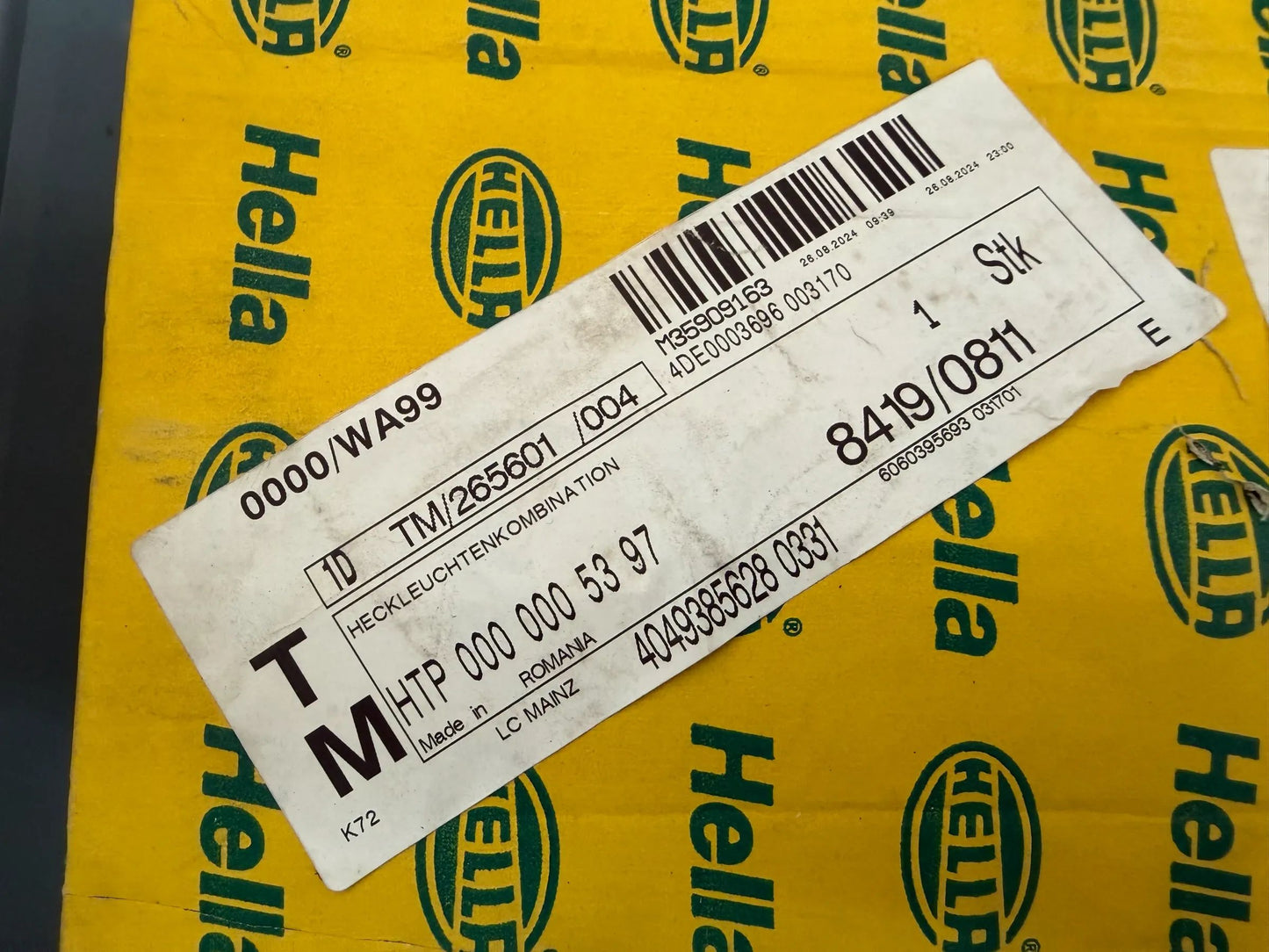 Original Hella Heckleuchte Rechts 2VP 340 930-021 NEU