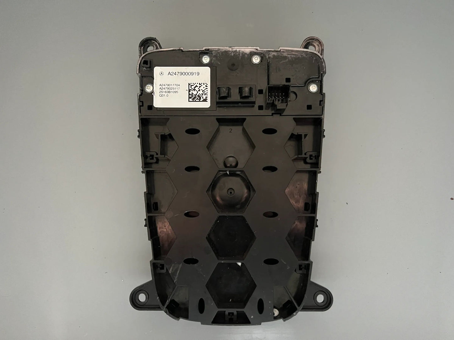 Original Mercedes-Benz Steuergerät Schalterblock Touchpad A2479000919 NEU