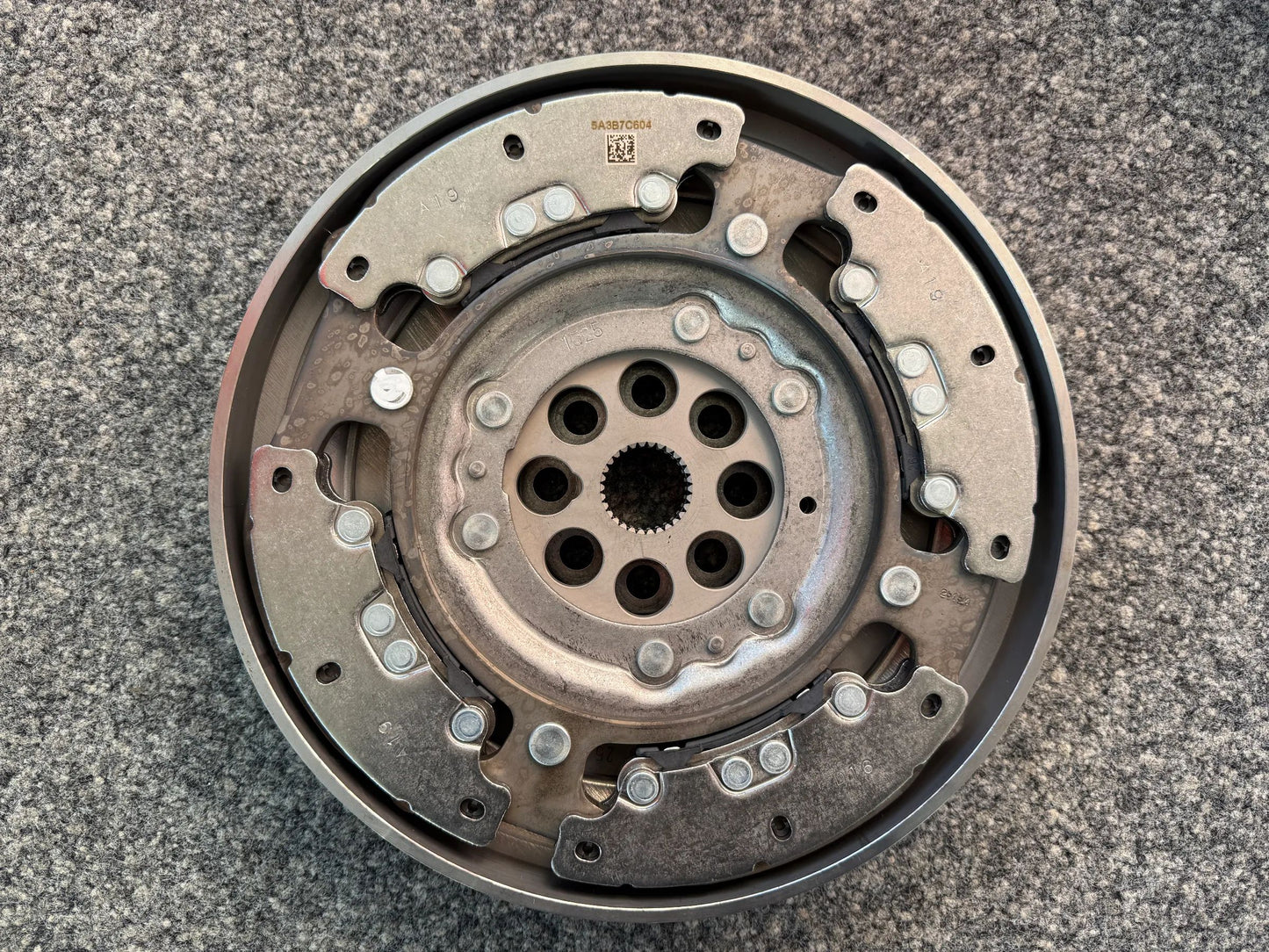 ORIGINAL BMW Zweimassen Schwungrad 5A3B7C604 CC21276 NEU