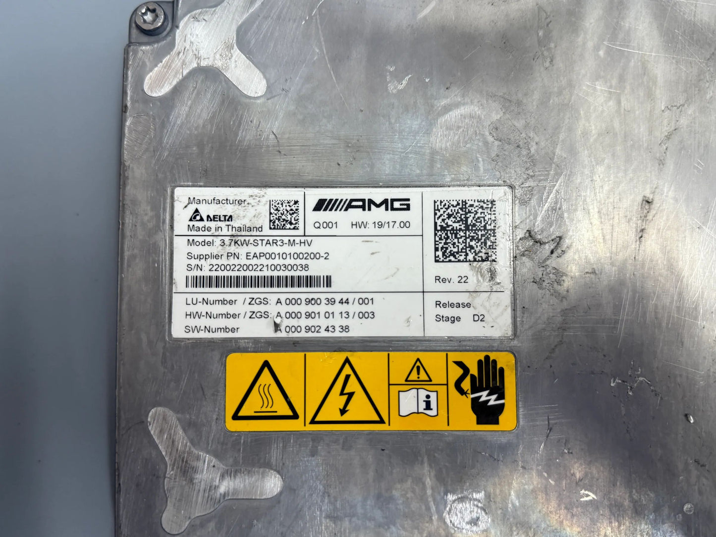 Original Mercedes Benz Steuergerät Ladegerät Hochvoltbatterie A0009003944 NEU