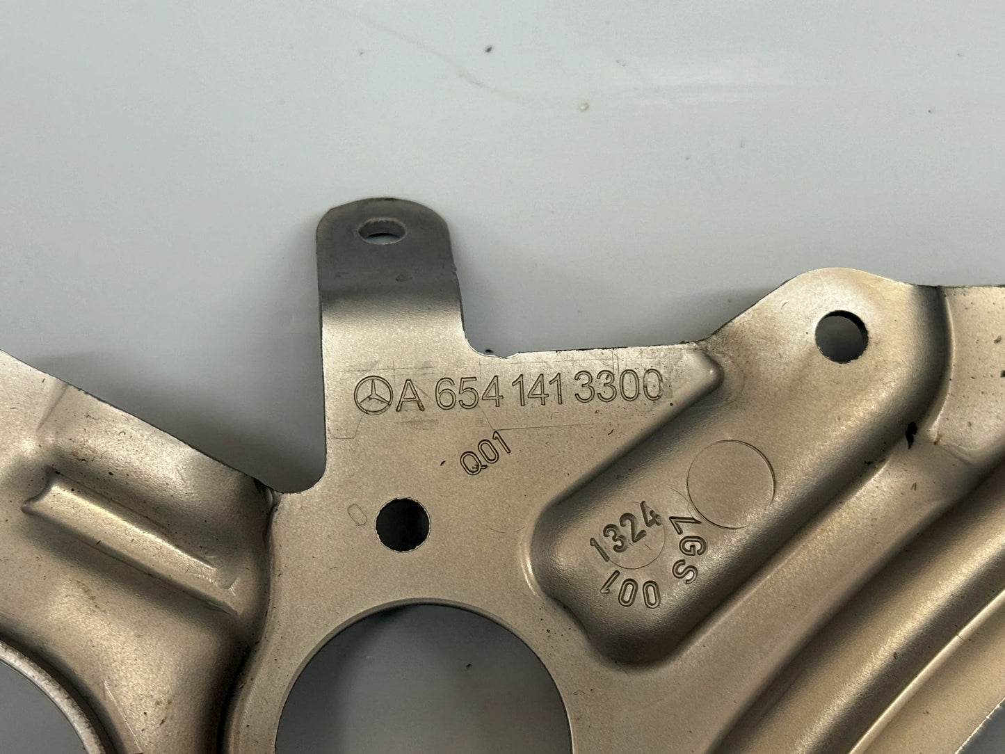 Original Mercedes Benz Halter A6541413300 NEU