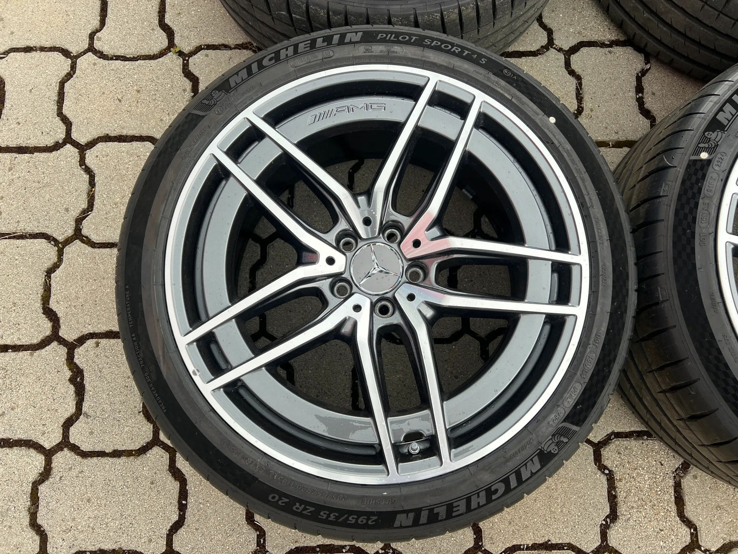 Mercedes Benz SL63 W232 AMG Alufelgen Sommerräder A2324012100 + A2324012200