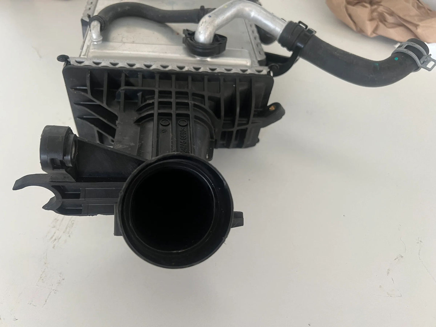 Original Mercedes Benz OM656 Ladeluftkühler A6560900300