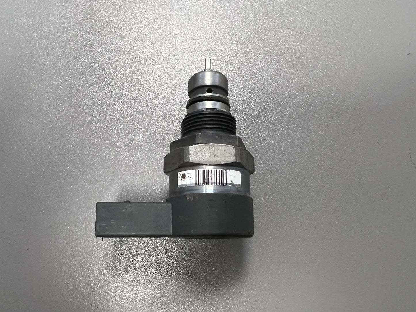 ORIGINAL Mercedes Benz Raildrucksensor Kraftstoffdrucksensor A6540780049