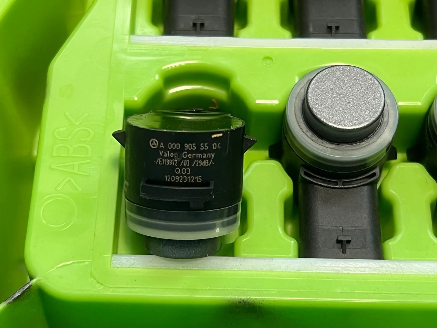 ORIGINAL Mercedes-Benz Parktronik Sensor PDC PTS Parksensor A0009055504 NEU