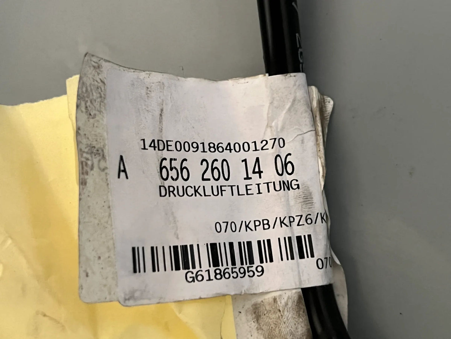 Original Mercedes-Benz Druckluftleitung A6562601406 NEU