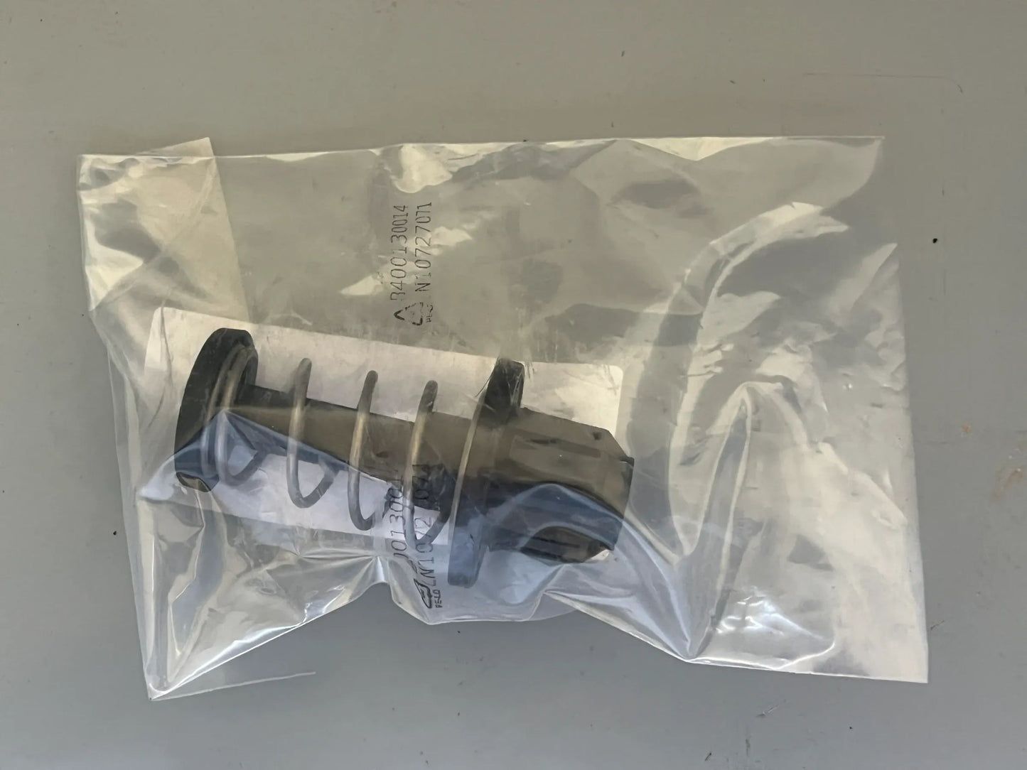 Original Mercedes-Benz Federelement A205880012764 NEU