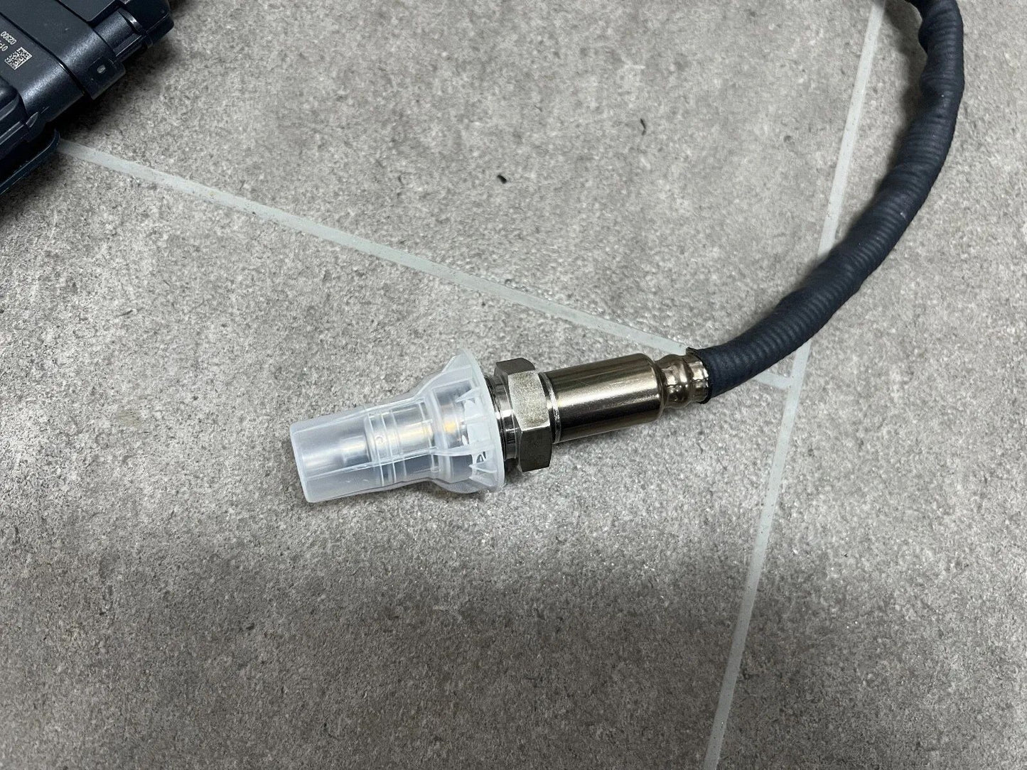 ORIGINAL MERCEDES BENZ LU NOX-SENSOR A0009054319 NEU