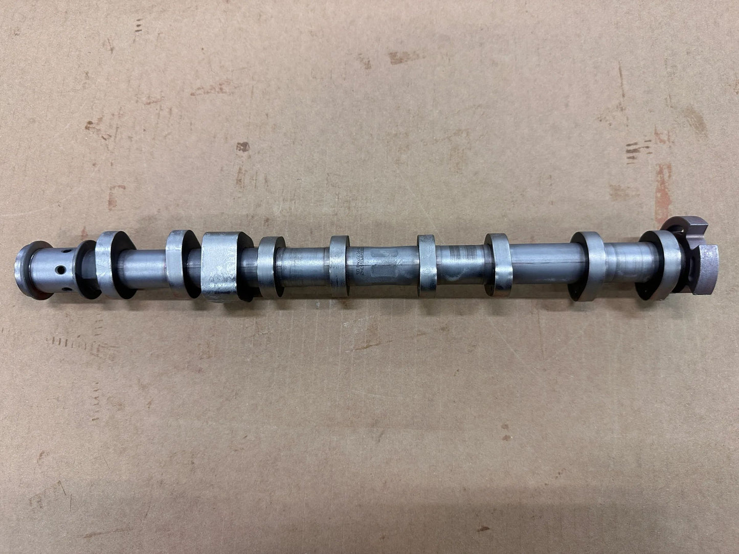 Original BMW Nockenwelle 8669205 NEU