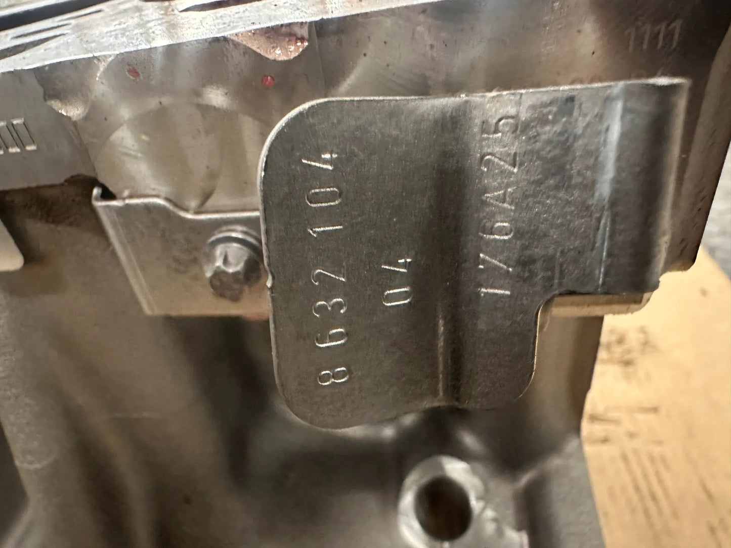 Original BMW Motorblock B38A15P 8631944 NEU