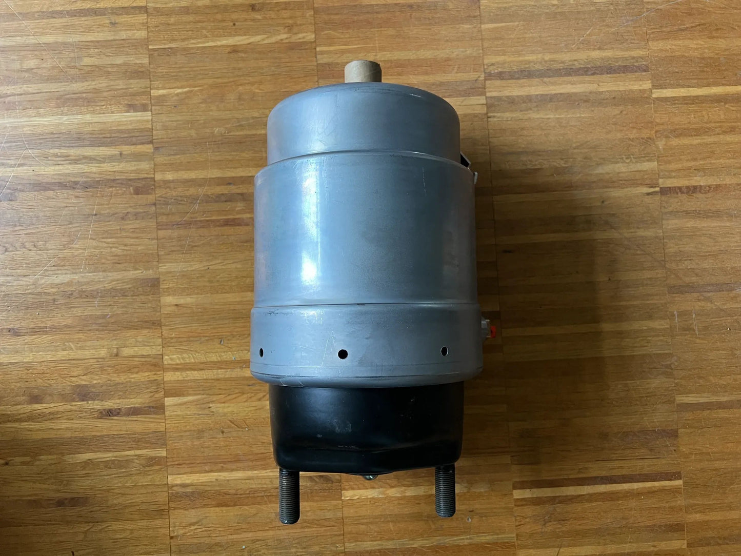 Mercedes-Benz Kombibremszylinder Actros Arocs Atego Axor Antos A0214209318 NEU