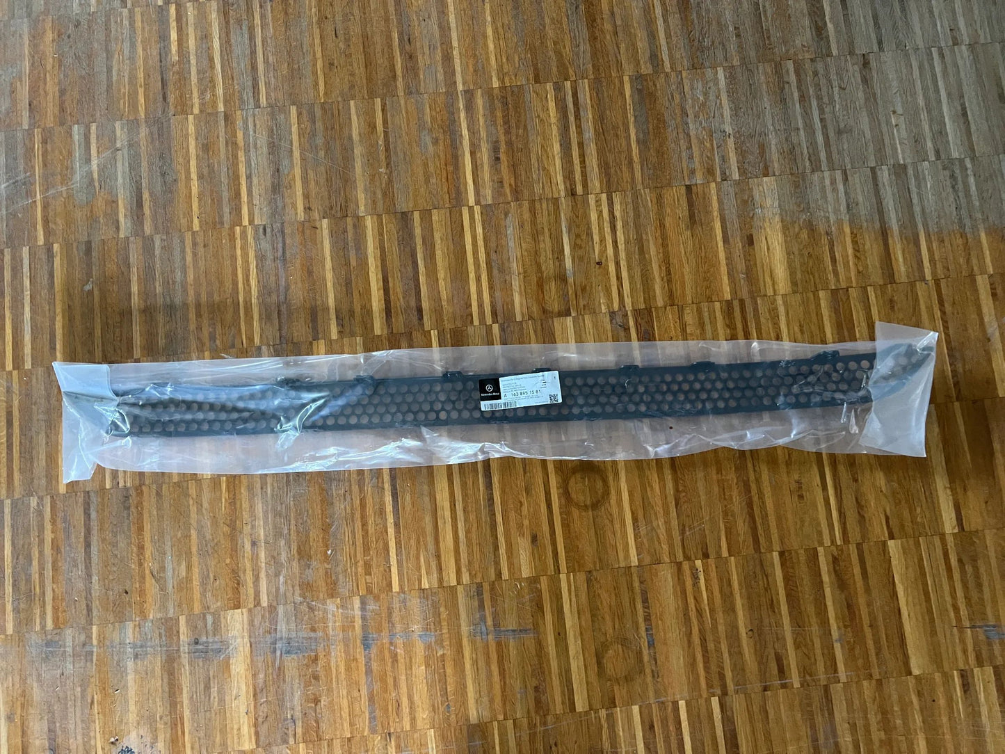 Original Mercedes-Benz Schutzgitter A1638851581 NEU