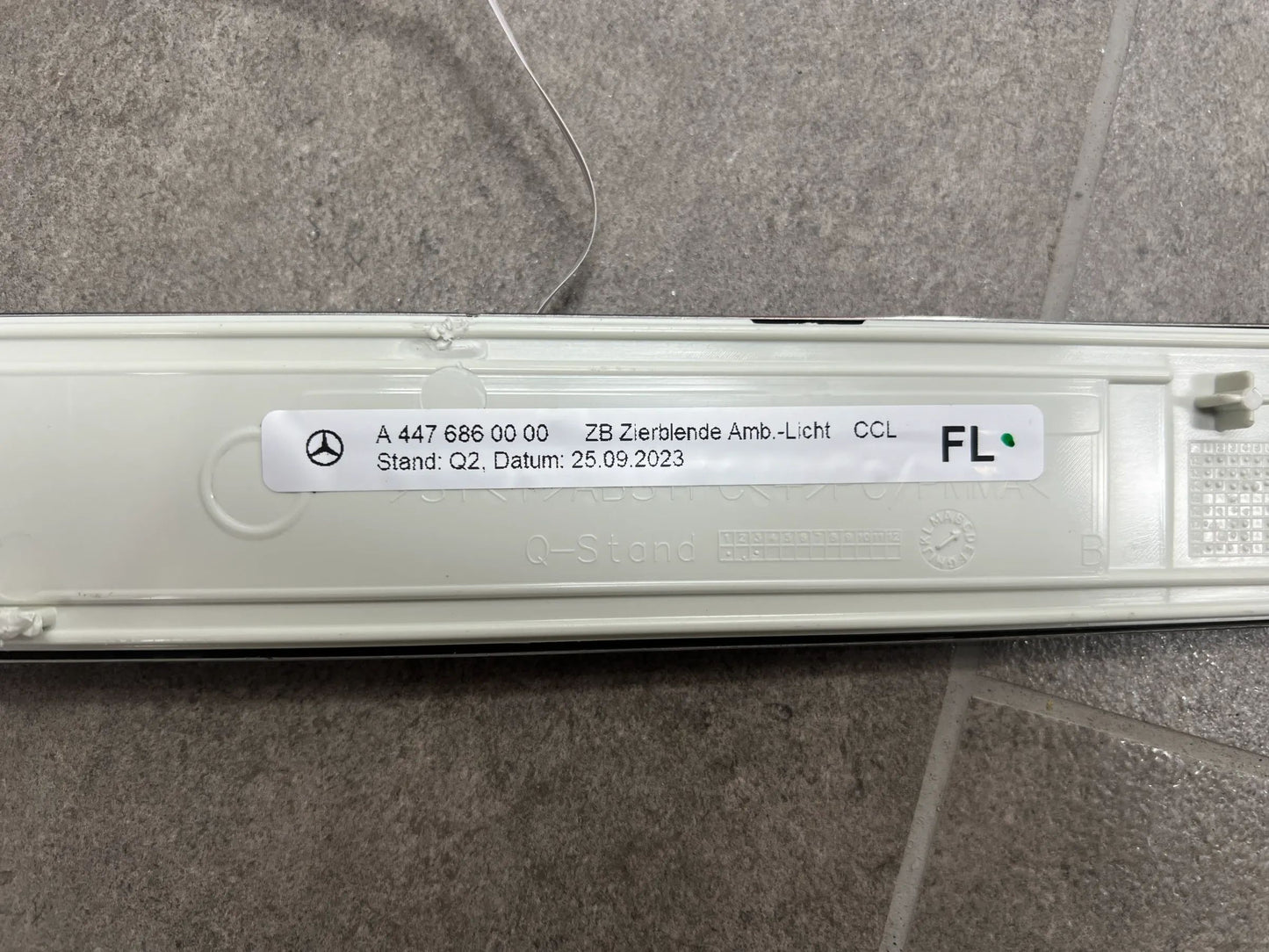 Mercedes-Benz W447 V-Klasse Einstiegsleiste/Zierblende Beleuchtung A4476860000