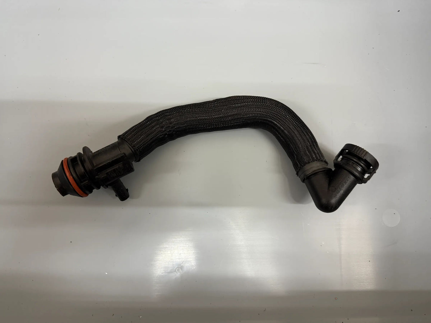 Original Mercedes Benz Entlüftungsschlauch A6540100112 NEU