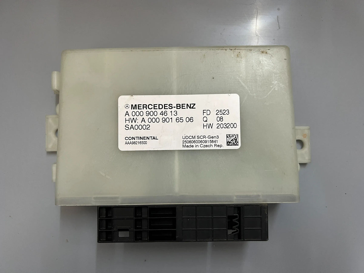 Original Mercedes-Benz Steuergerät Abgas A0009004613 NEU