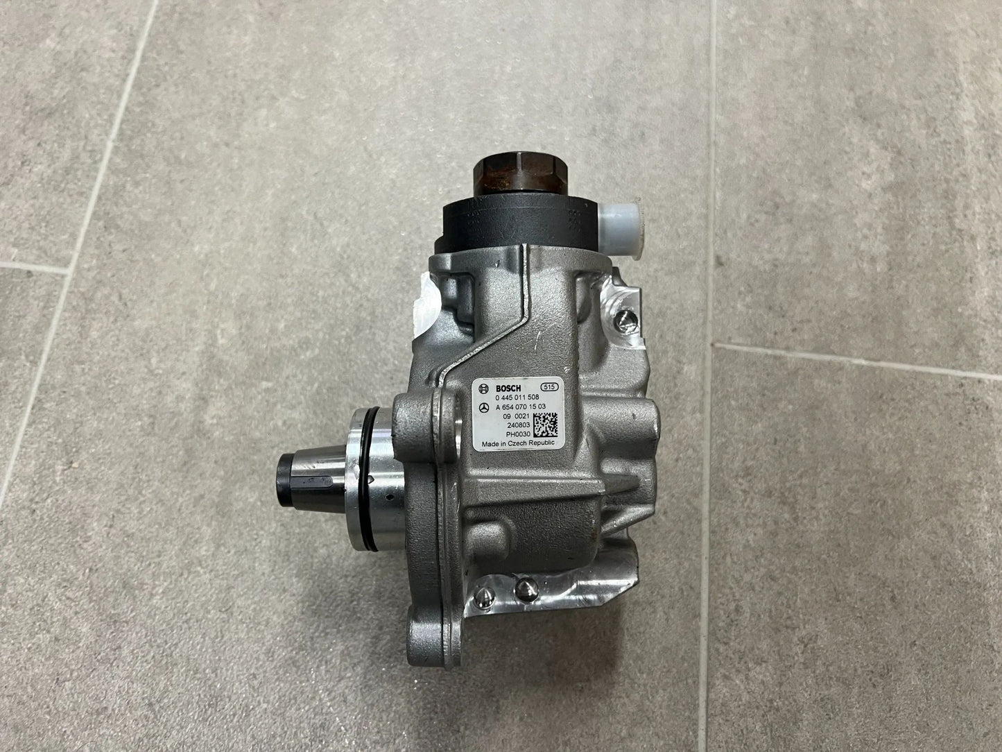 Original Mercedes Benz OM654 Hochdruckpumpe Kraftstoffpumpe A6540701503 NEU