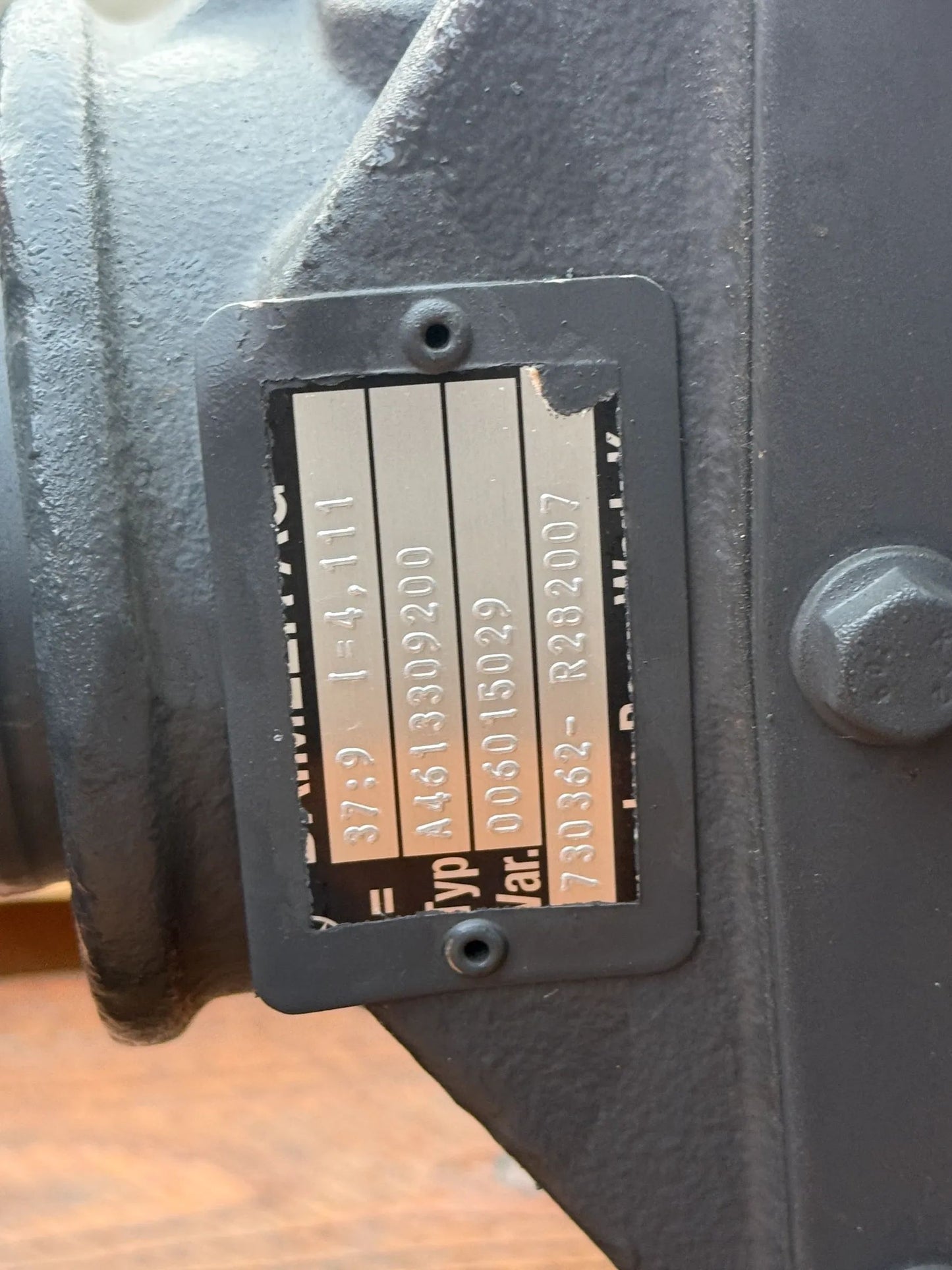 Original Mercedes-Benz G-Klasse W461 Achse A4633300097
