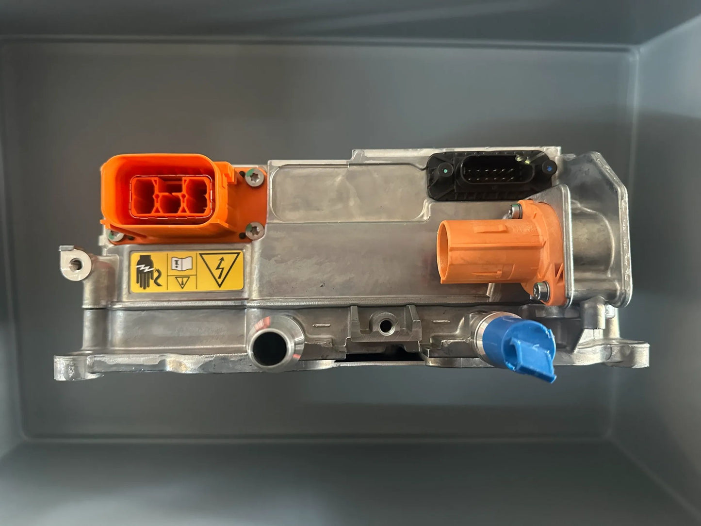 Original Mercedes Benz Steuergerät Batterieladung A0009009352 NEU